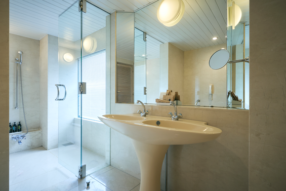 ジュニアスイート